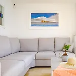 See The Sea Miramar Apartment - 150M To The Beach